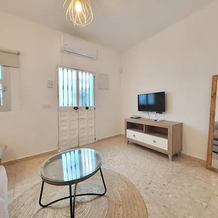 Amplia Casa Con Azotea Privada En El Casco Antiguo * Vejer de la Frontera